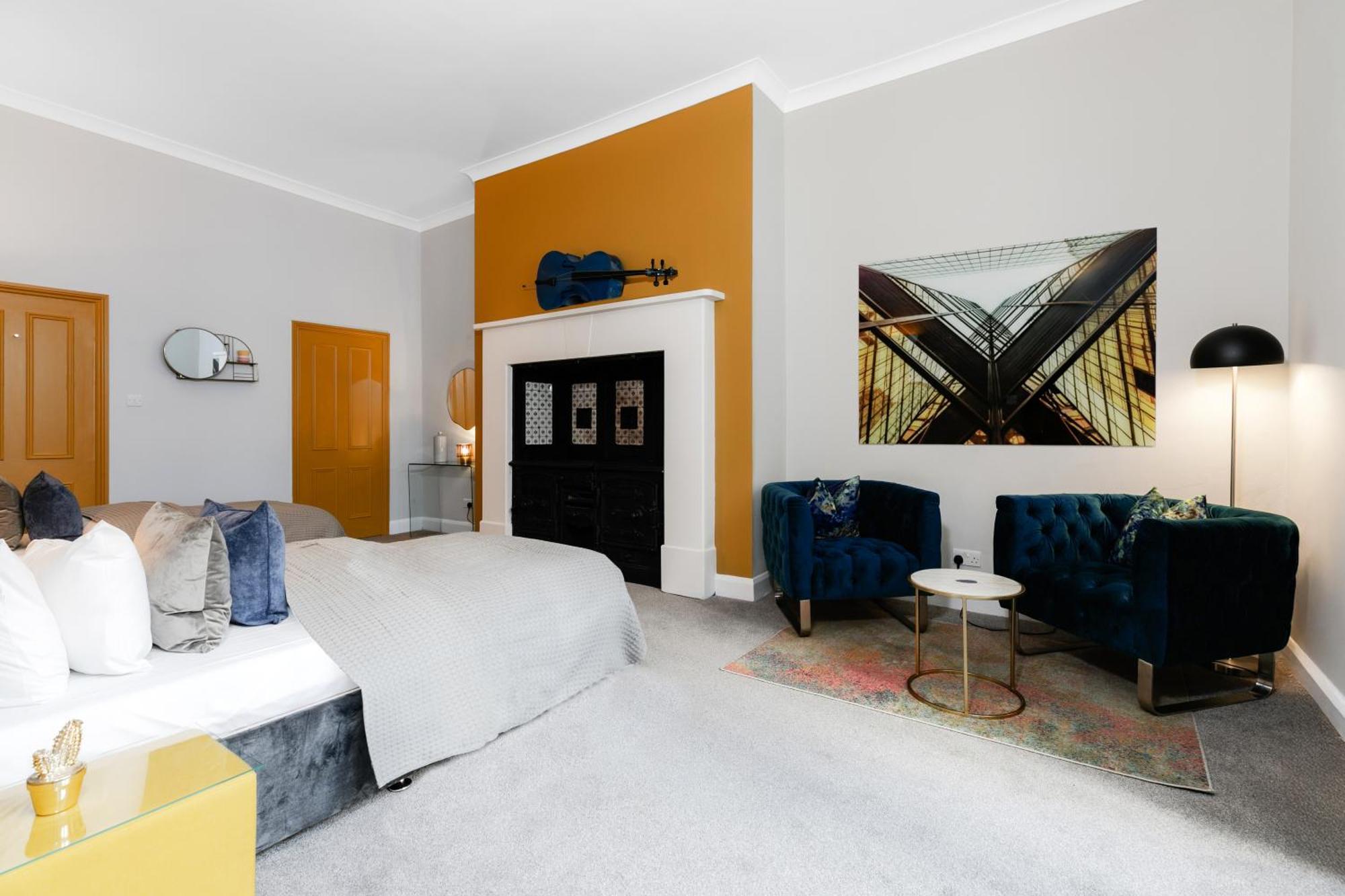 Off Oxford Circus! Large Unique Artist'S Family And Friends Home London Exterior photo